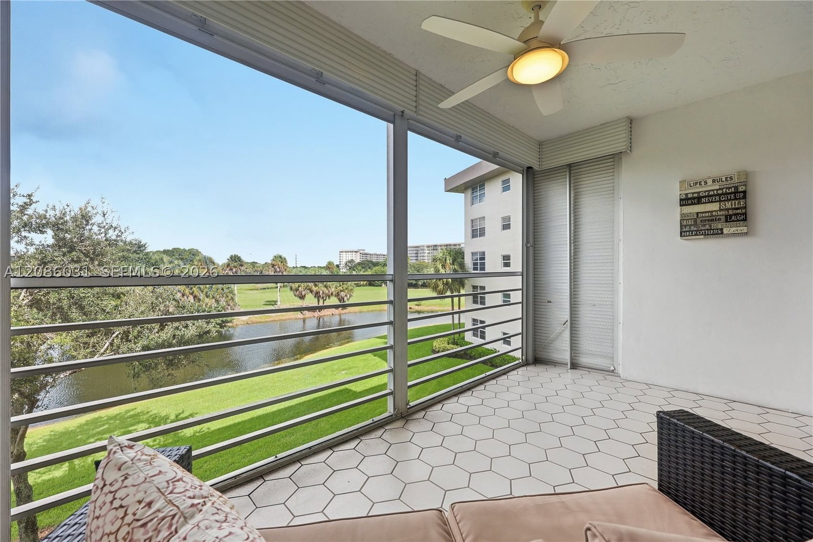 Real estate property located at 555 Oaks Ln #309, Broward, No 67 Palm-aire Country C, Pompano Beach, FL
