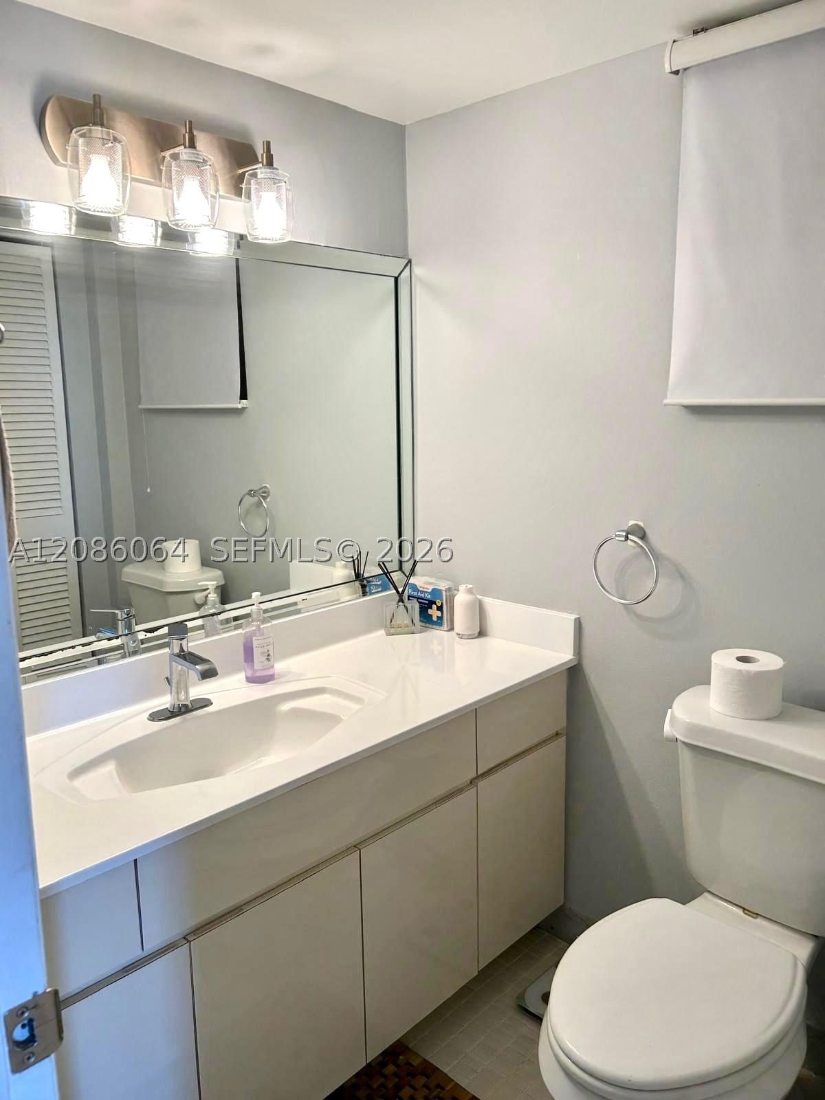 Real estate property located at 750 Ocean Blvd #1106, Broward, Admiralty Towers Condomin, Pompano Beach, FL