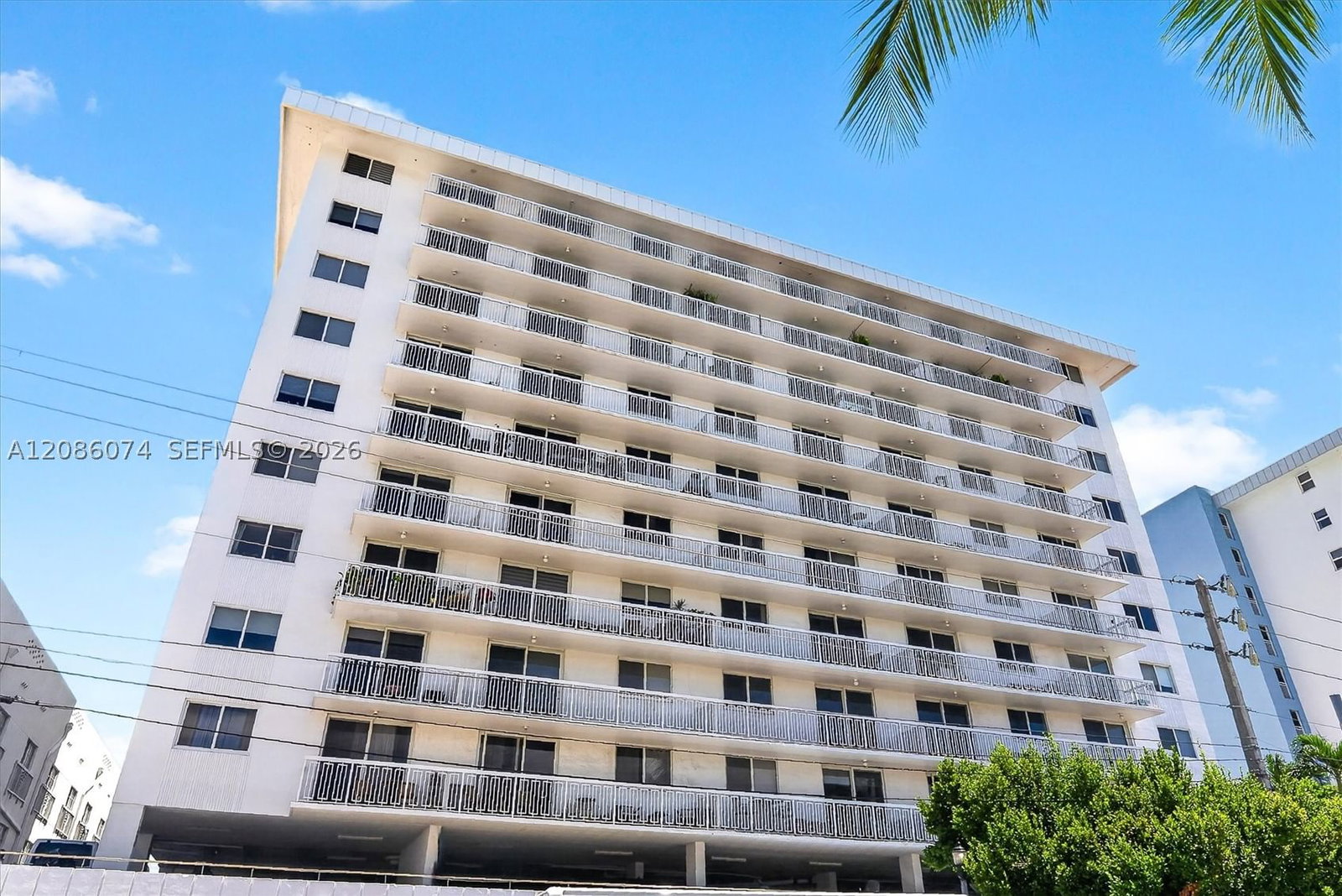 Real estate property located at 401 Ocean Dr #518, Miami-dade, The Presidential Condo, Miami Beach, FL