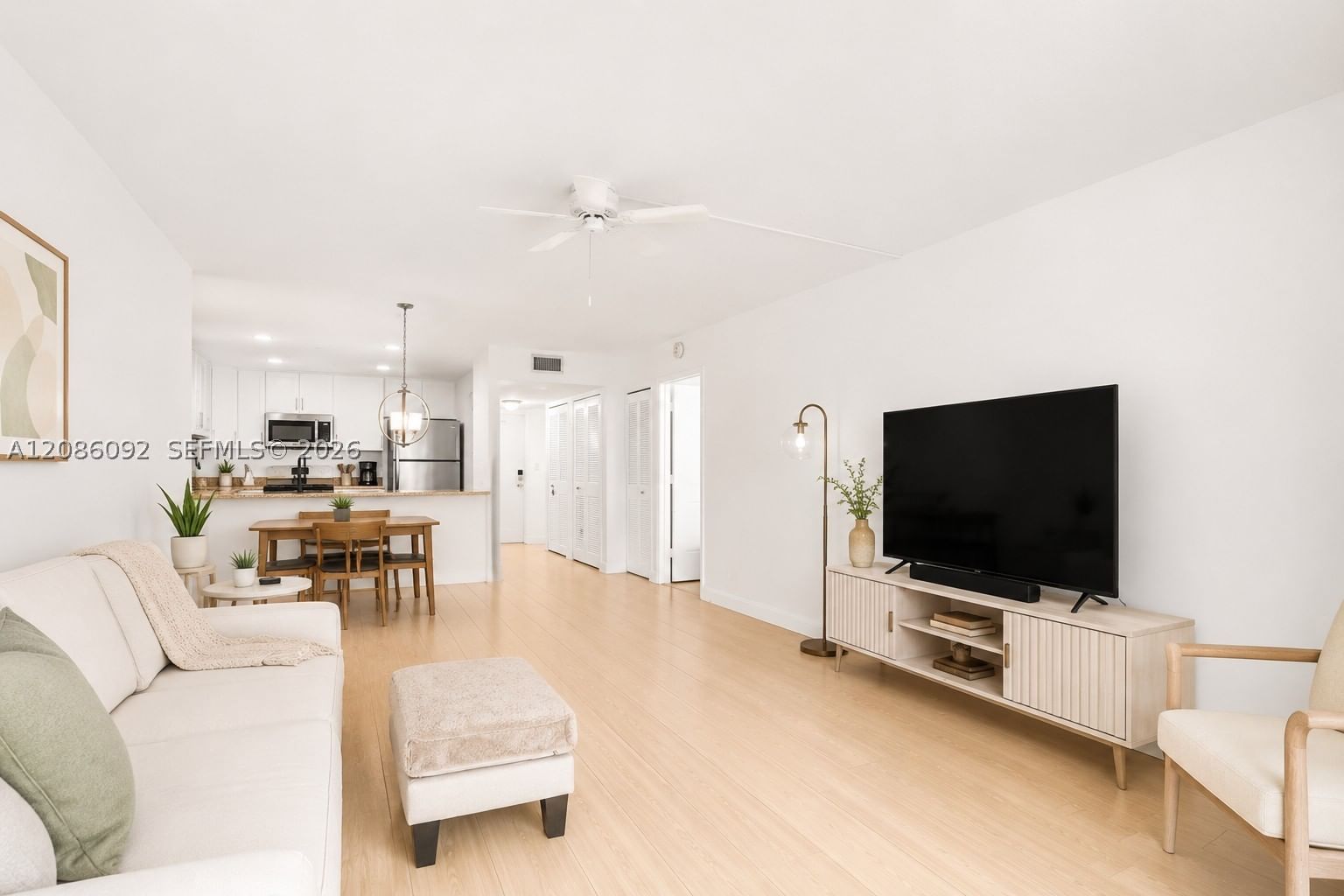 Real estate property located at 6870 Royal Palm Blvd #209M, Broward, Royal Park Gardens Iii-m, Margate, FL