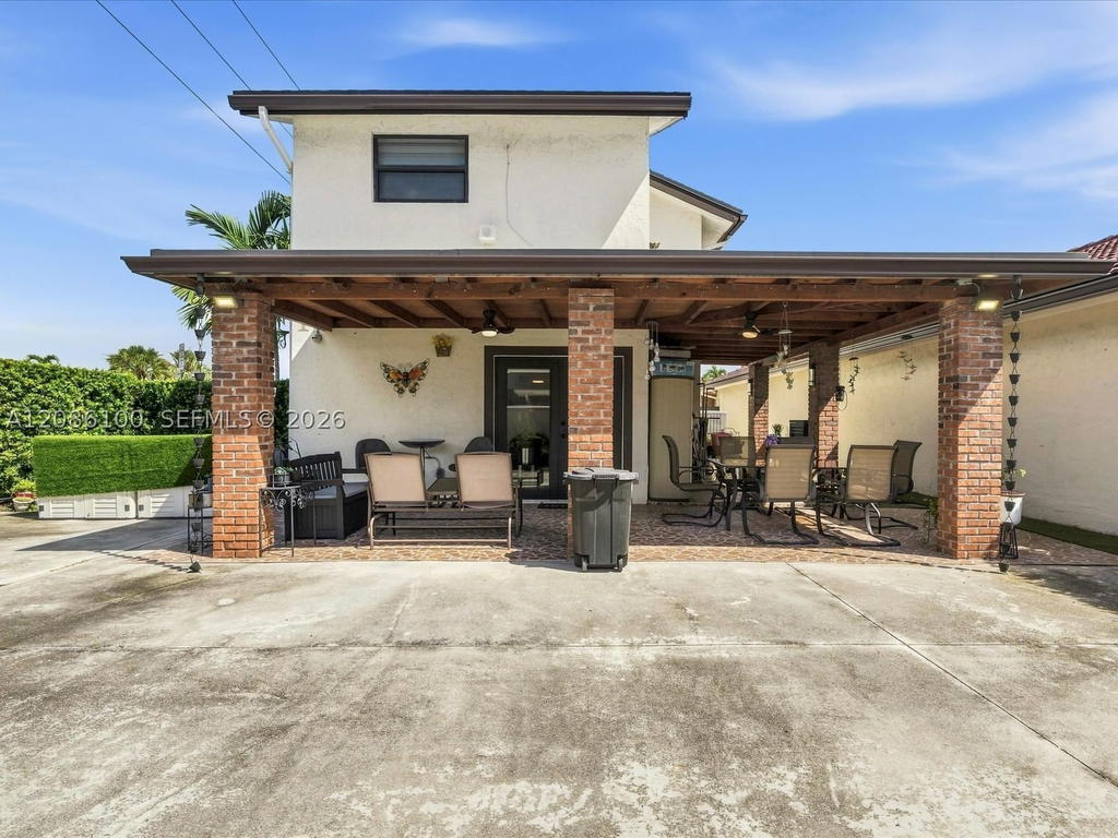 Real estate property located at 9152 6th St, Miami-dade, Bilbao Estates 1st Addn, Miami, FL