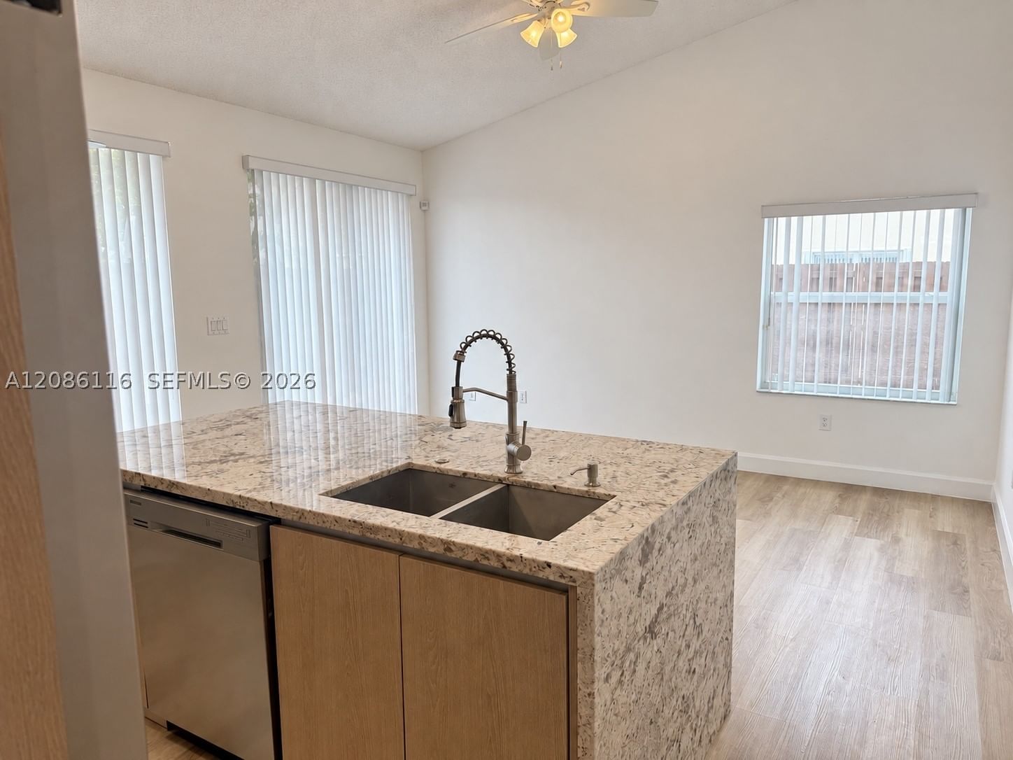Real estate property located at 11270 53rd Ln, Miami-dade, Doral Landings East, Doral, FL