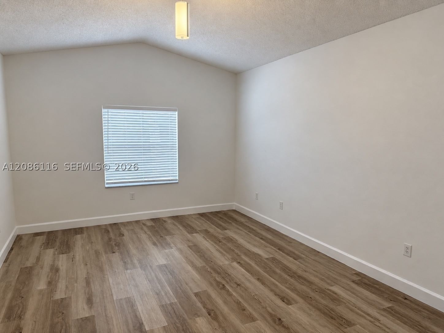 Real estate property located at 11270 53rd Ln, Miami-dade, Doral Landings East, Doral, FL