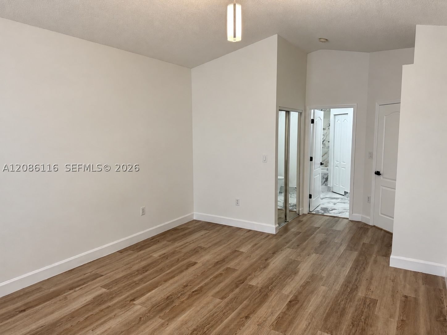 Real estate property located at 11270 53rd Ln, Miami-dade, Doral Landings East, Doral, FL
