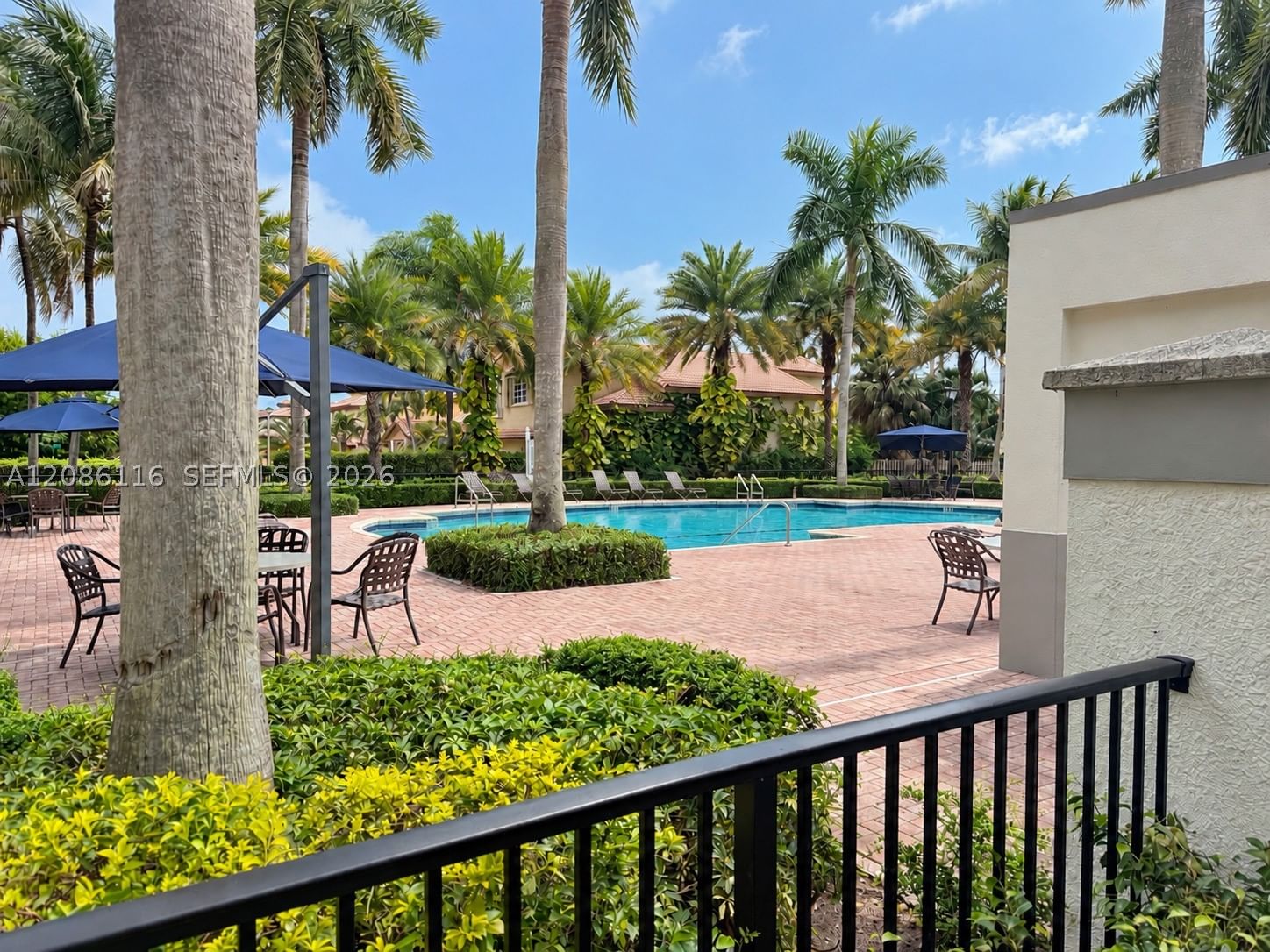 Real estate property located at 11270 53rd Ln, Miami-dade, Doral Landings East, Doral, FL