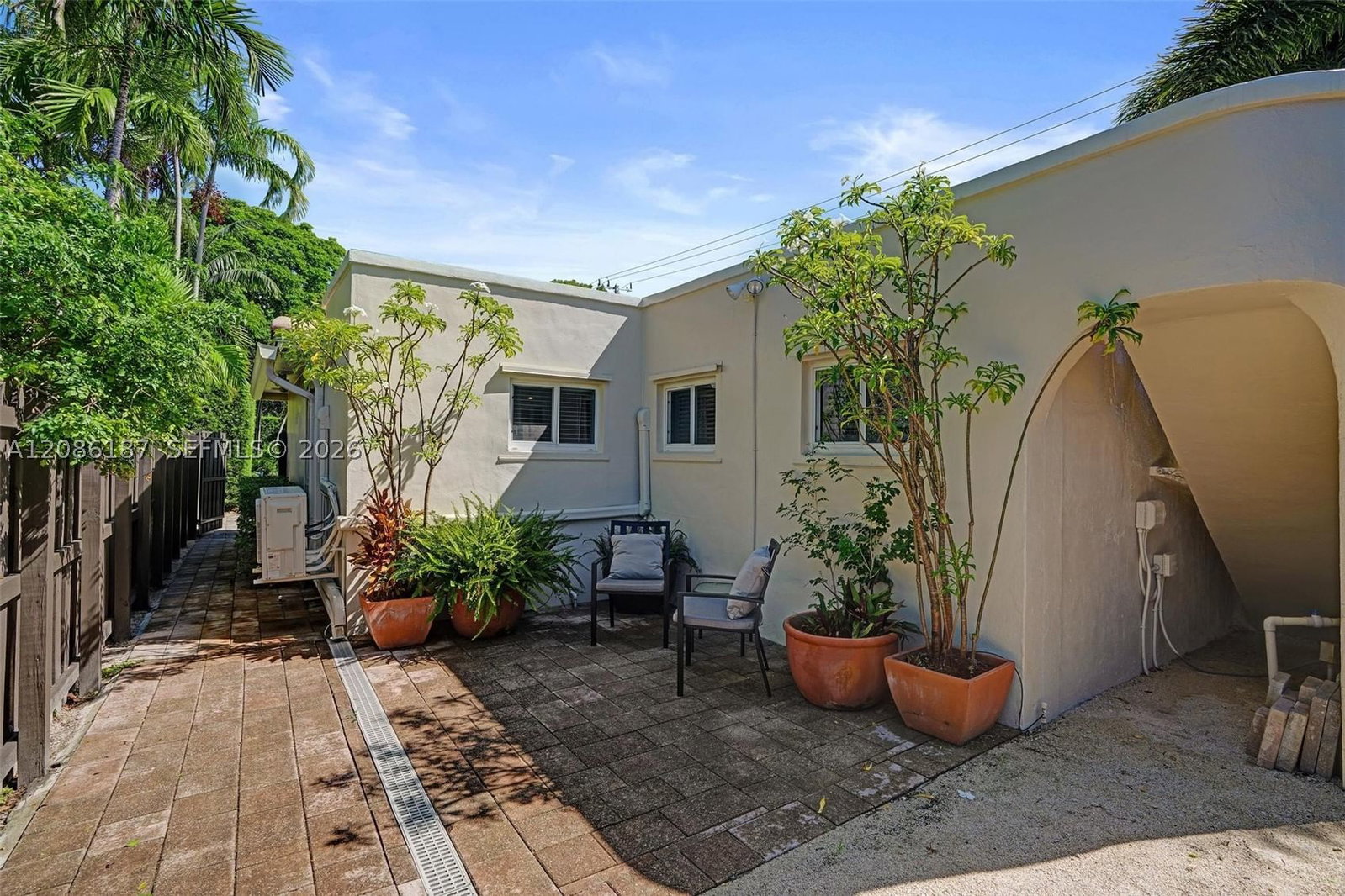 Real estate property located at 712 15th Ave, Broward, Hollywood, Hollywood, FL