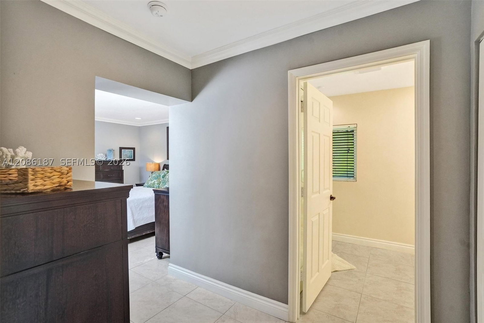 Real estate property located at 712 15th Ave, Broward, Hollywood, Hollywood, FL