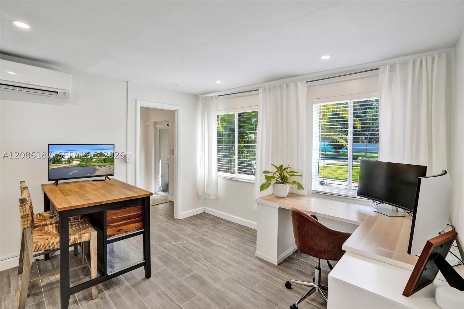 Real estate property located at 712 15th Ave, Broward, Hollywood, Hollywood, FL