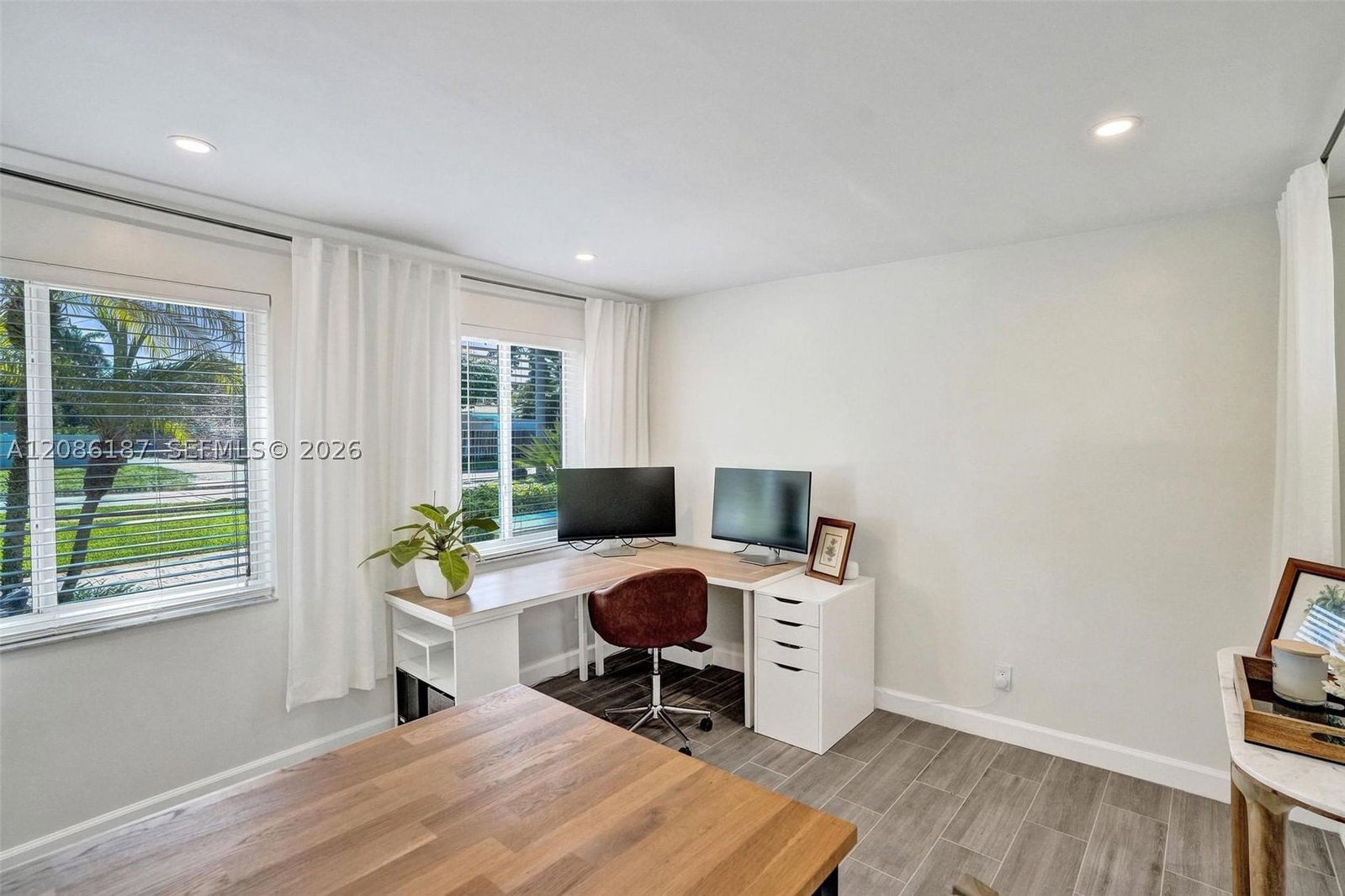 Real estate property located at 712 15th Ave, Broward, Hollywood, Hollywood, FL