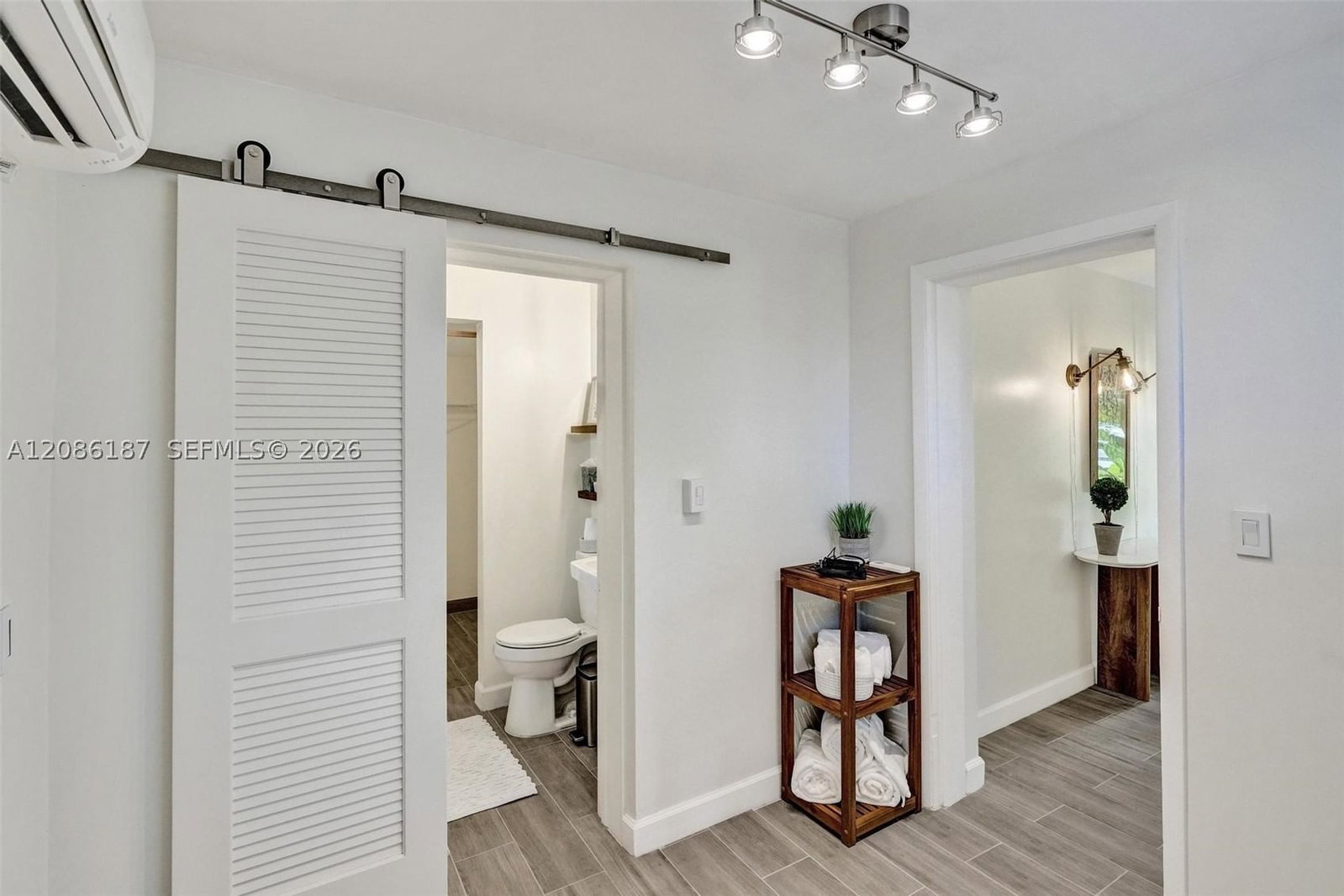 Real estate property located at 712 15th Ave, Broward, Hollywood, Hollywood, FL