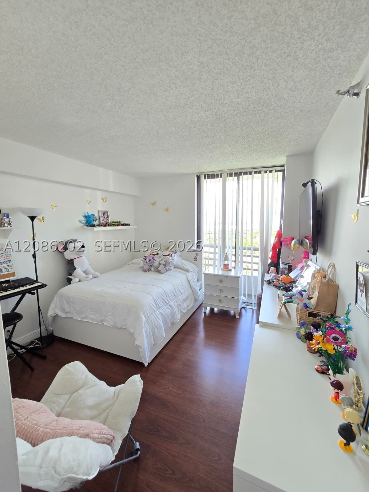 Real estate property located at 3300 191st St #1202, Miami-dade, Parc Central Aventura Sou, Aventura, FL