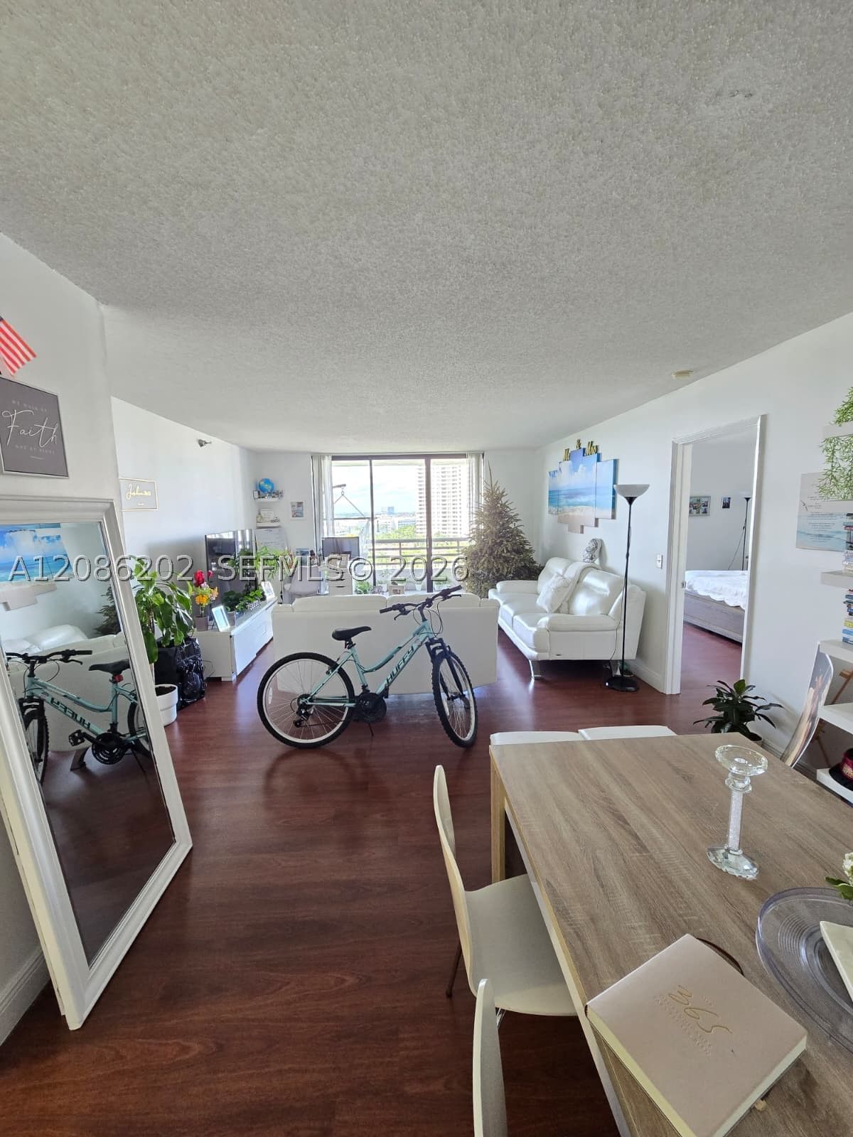 Real estate property located at 3300 191st St #1202, Miami-dade, Parc Central Aventura Sou, Aventura, FL