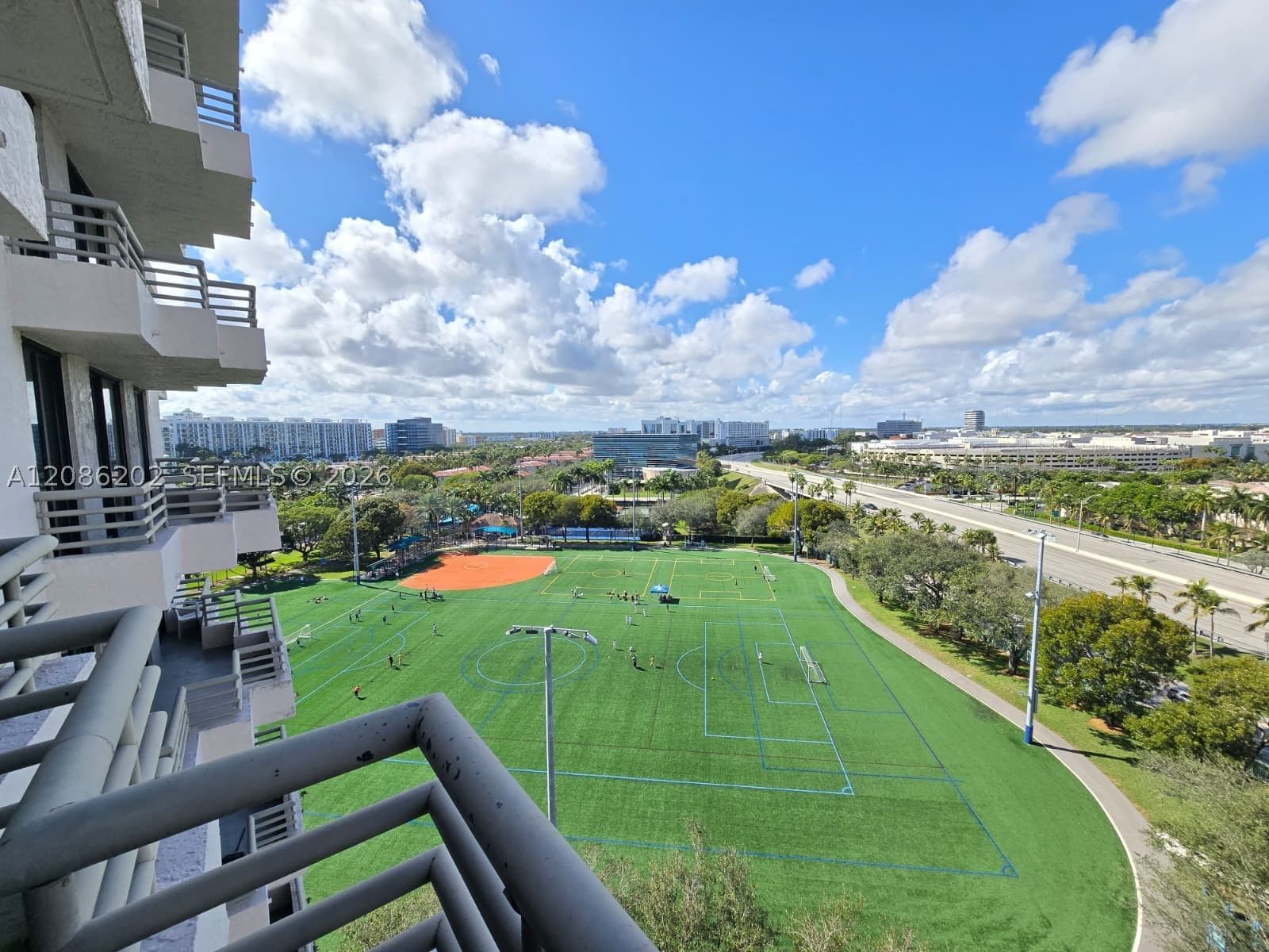 Real estate property located at 3300 191st St #1202, Miami-dade, Parc Central Aventura Sou, Aventura, FL