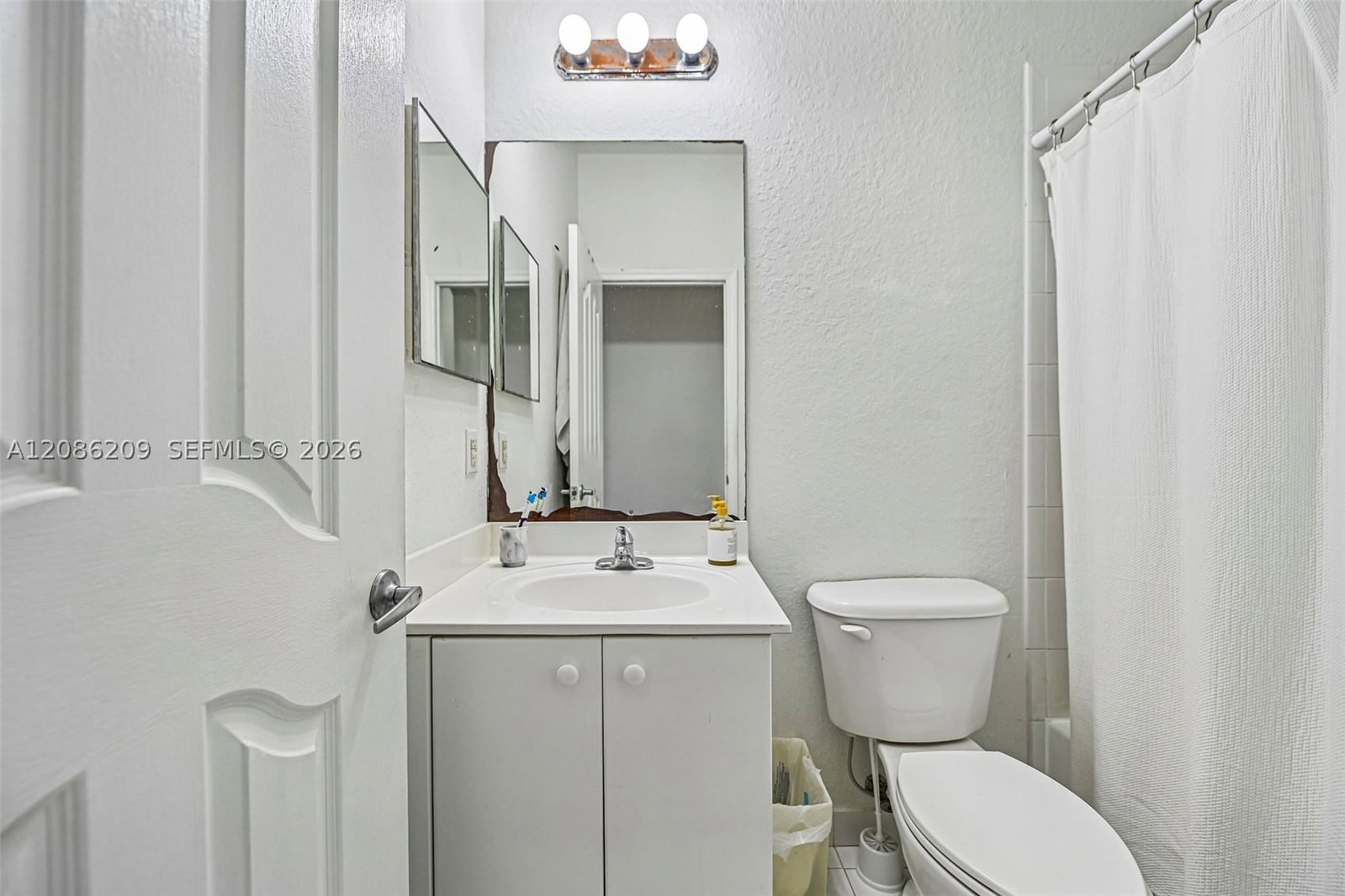 Real estate property located at 8175 114th Pl, Miami-dade, Doral Isles North Sec Thr, Doral, FL