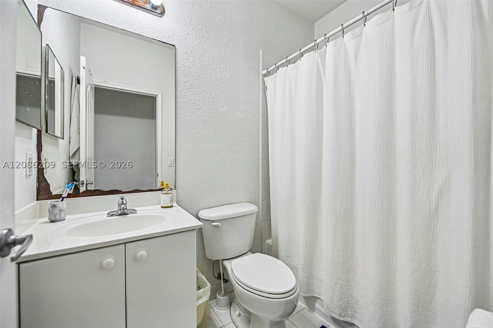 Real estate property located at 8175 114th Pl, Miami-dade, Doral Isles North Sec Thr, Doral, FL