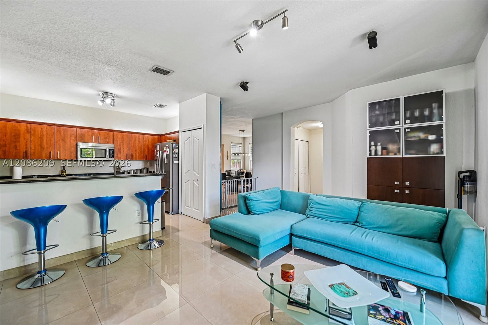 Real estate property located at 8175 114th Pl, Miami-dade, Doral Isles North Sec Thr, Doral, FL