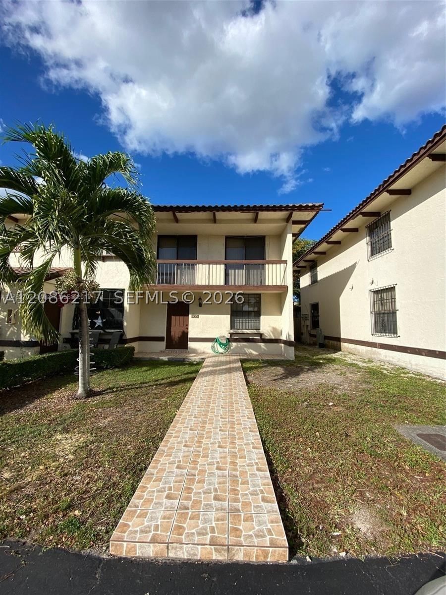 Real estate property located at 12241 16th Ter K105, Miami-dade, New Paseos Castellanos Co, Miami, FL