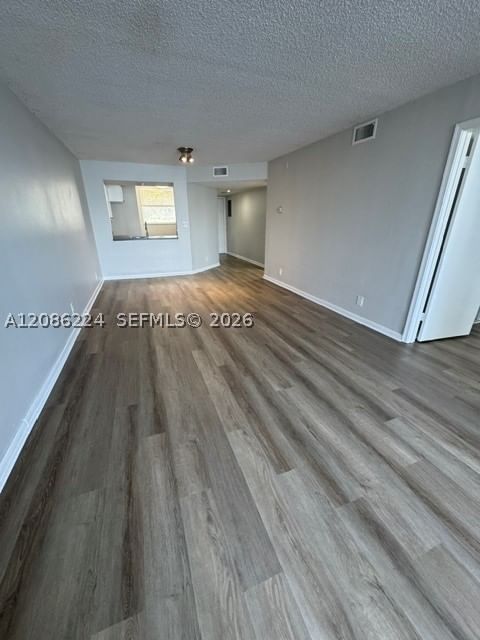 Real estate property located at 116 Lake Emerald Dr #202, Broward, Lake Emerald Condominium, Oakland Park, FL