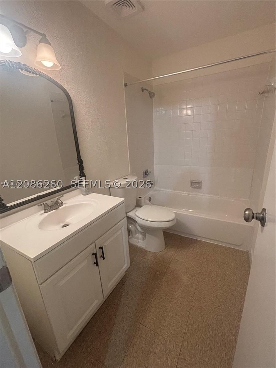 Real estate property located at , Broward, Savannah At Riverside Con, Coral Springs, FL