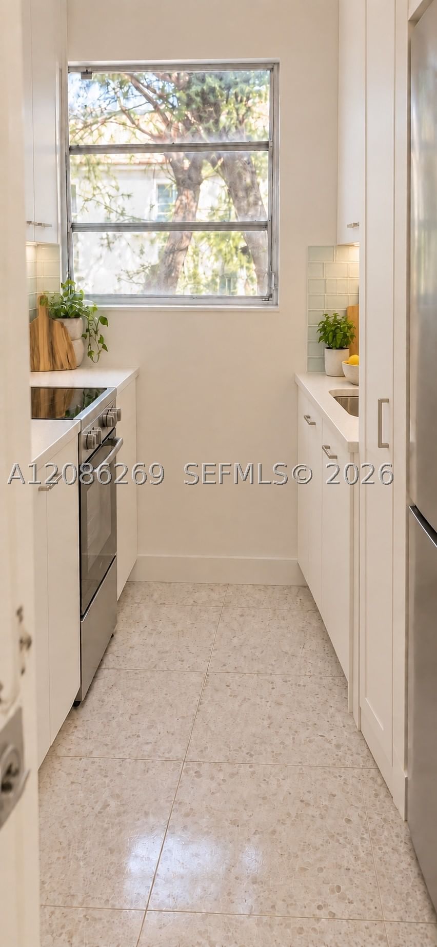 Real estate property located at 4740 Pine Tree Dr #20, Miami-dade, Lake View Sub Amd, Miami Beach, FL