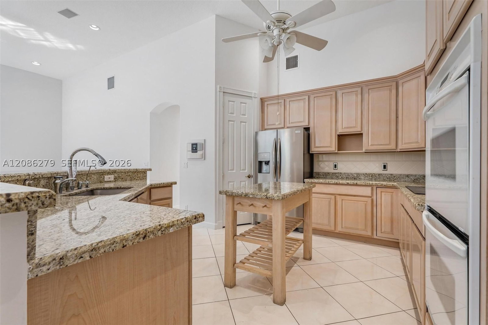 Real estate property located at 13702 18th St, Broward, Pembroke Falls -phase 4, Pembroke Pines, FL