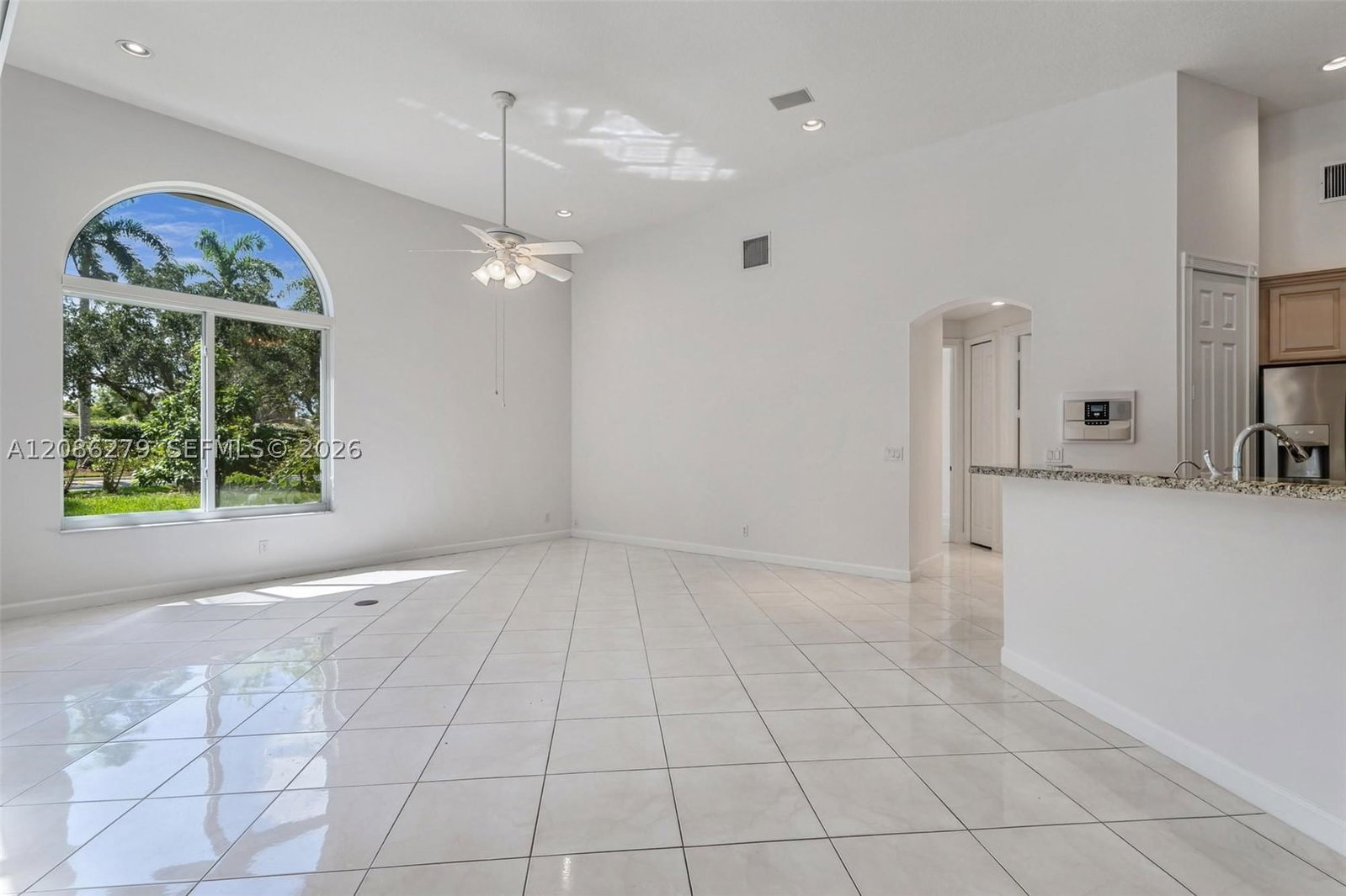 Real estate property located at 13702 18th St, Broward, Pembroke Falls -phase 4, Pembroke Pines, FL