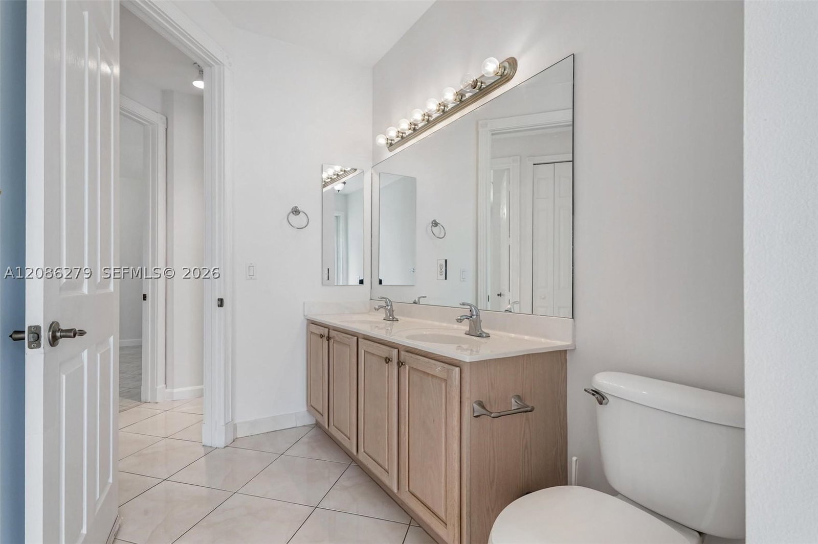 Real estate property located at 13702 18th St, Broward, Pembroke Falls -phase 4, Pembroke Pines, FL