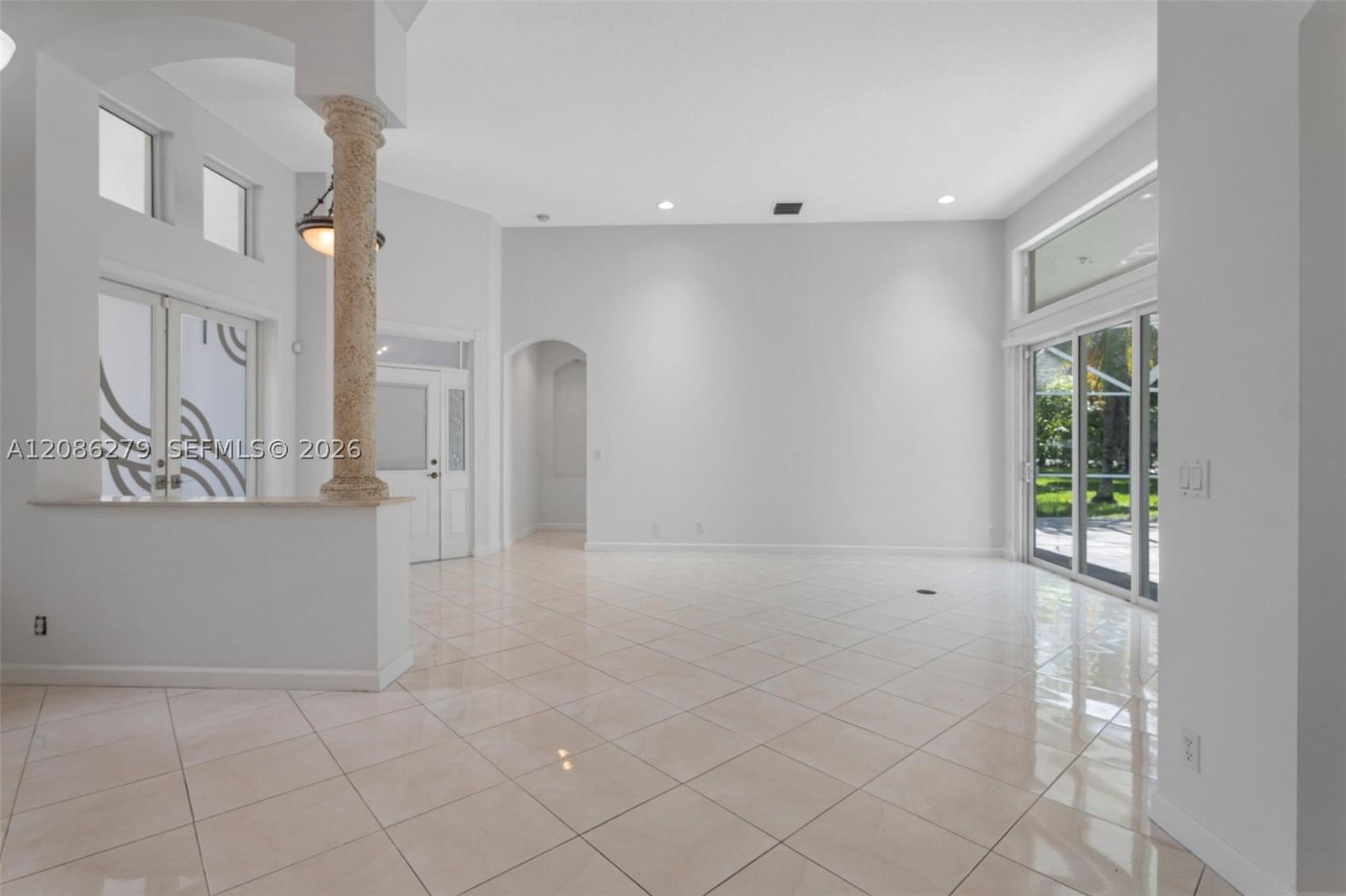 Real estate property located at 13702 18th St, Broward, Pembroke Falls -phase 4, Pembroke Pines, FL