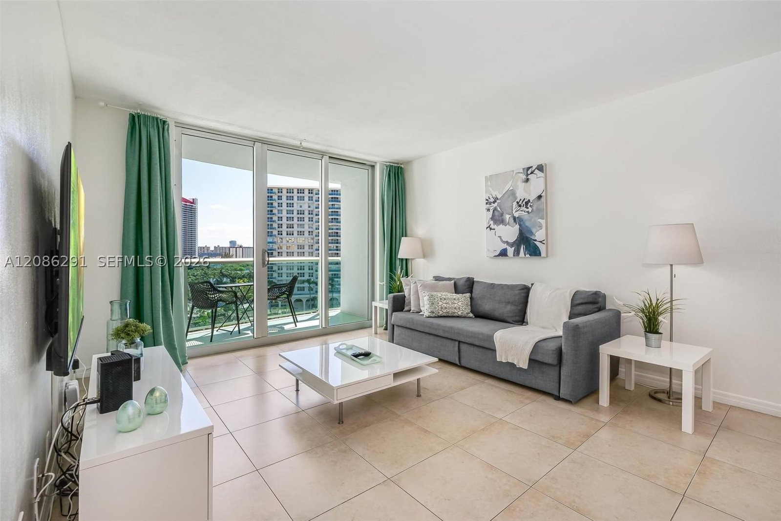 Real estate property located at 3801 Ocean Dr #9T, Broward, Tides On Hollywood Beach, Hollywood, FL