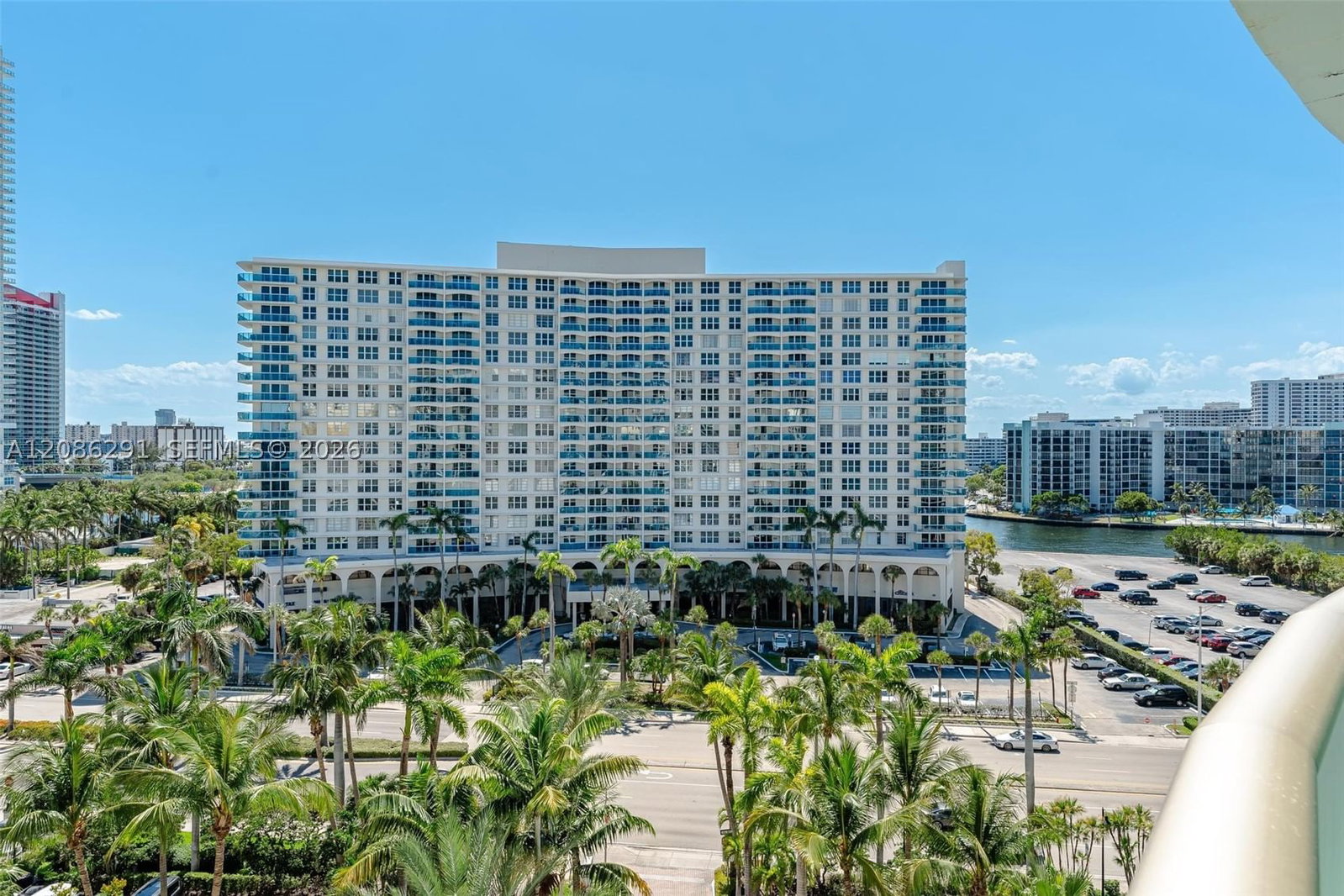 Real estate property located at 3801 Ocean Dr #9T, Broward, Tides On Hollywood Beach, Hollywood, FL