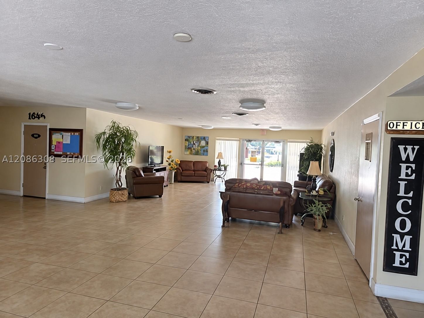 Real estate property located at 601 79th Ave #101, Broward, Oriole Gardens Two 57 Con, Margate, FL