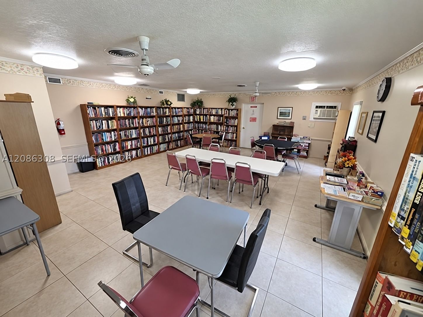Real estate property located at 601 79th Ave #101, Broward, Oriole Gardens Two 57 Con, Margate, FL