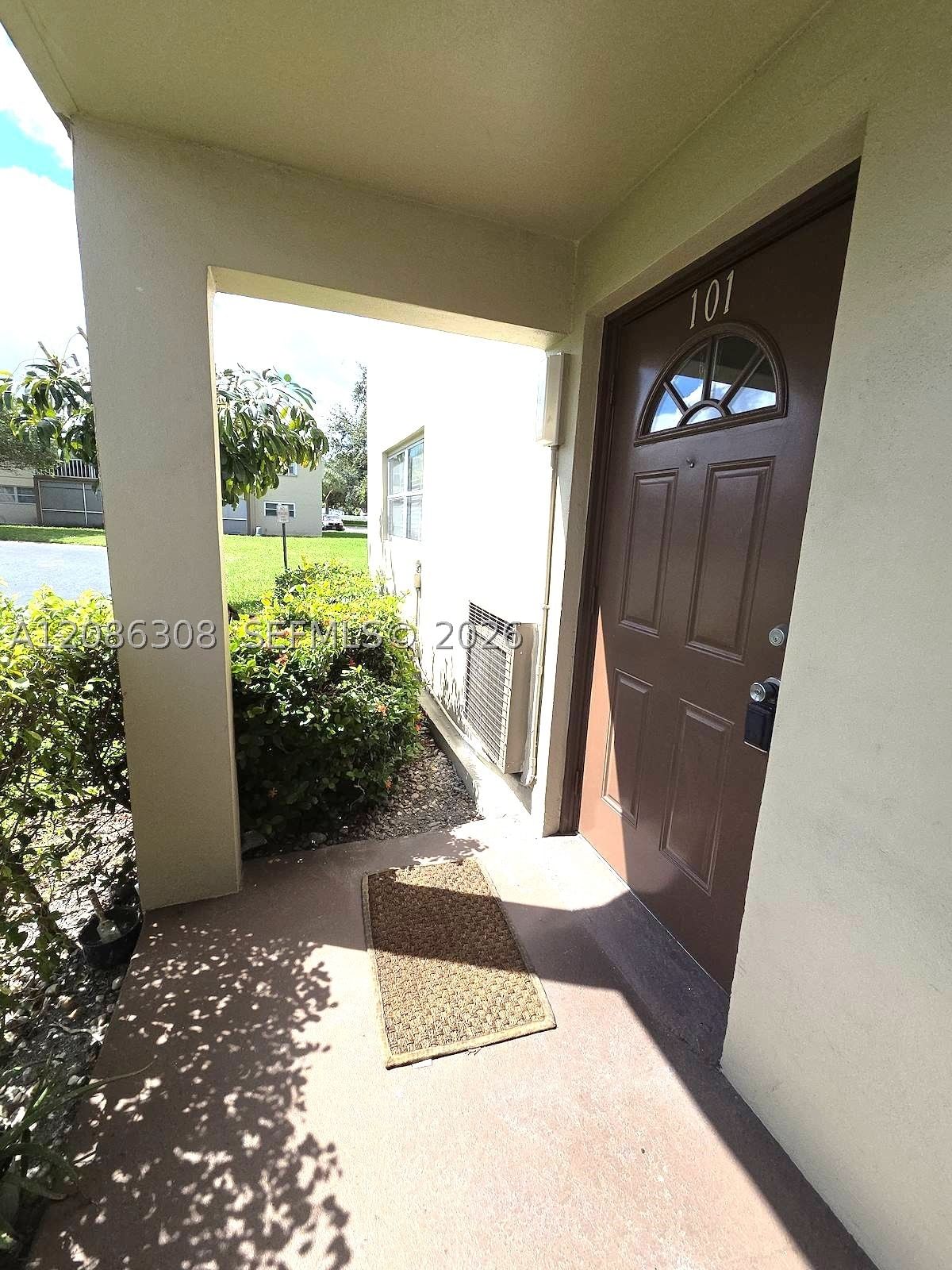 Real estate property located at 601 79th Ave #101, Broward, Oriole Gardens Two 57 Con, Margate, FL