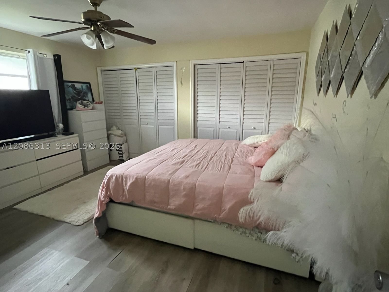 Real estate property located at 1825 Cleveland St #5, Broward, Dell Manor Condominium, Hollywood, FL