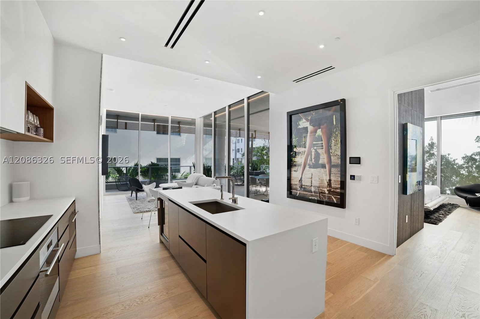 Real estate property located at 304 Ocean Dr #102, Miami-dade, Ocean Beach Add No 3, Miami Beach, FL