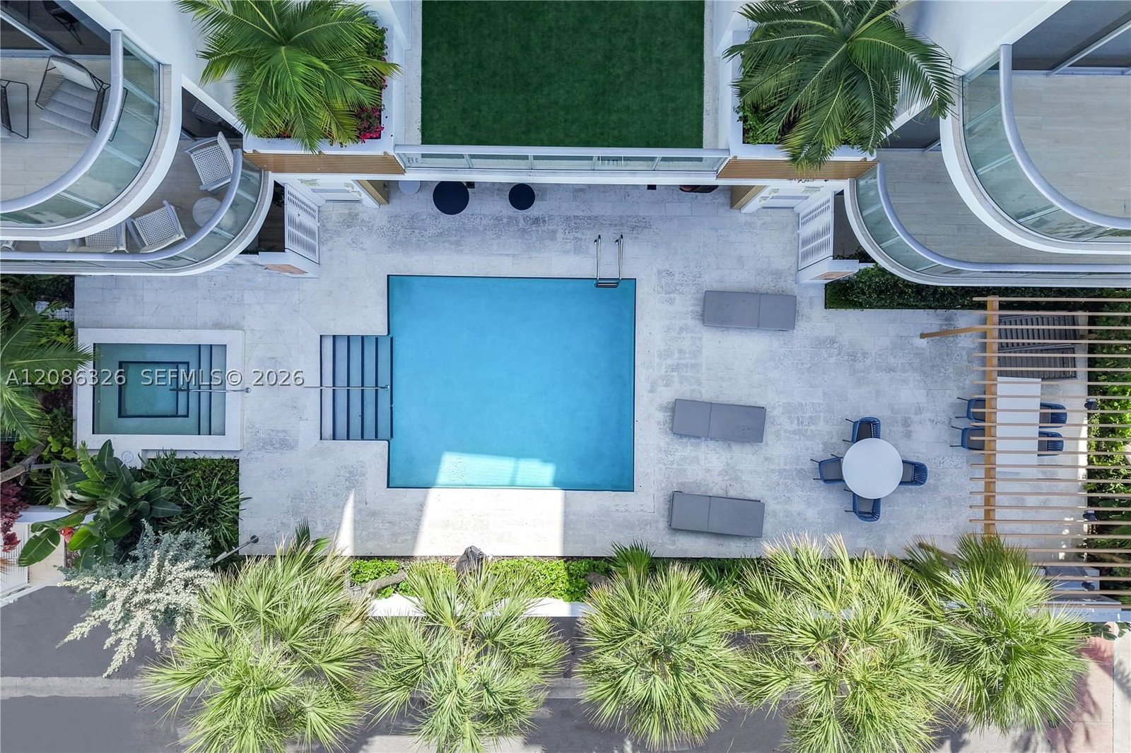 Real estate property located at 304 Ocean Dr #102, Miami-dade, Ocean Beach Add No 3, Miami Beach, FL