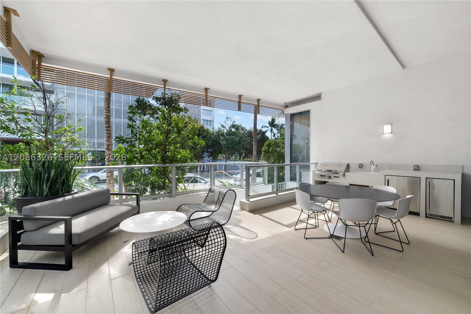 Real estate property located at 304 Ocean Dr #102, Miami-dade, Ocean Beach Add No 3, Miami Beach, FL