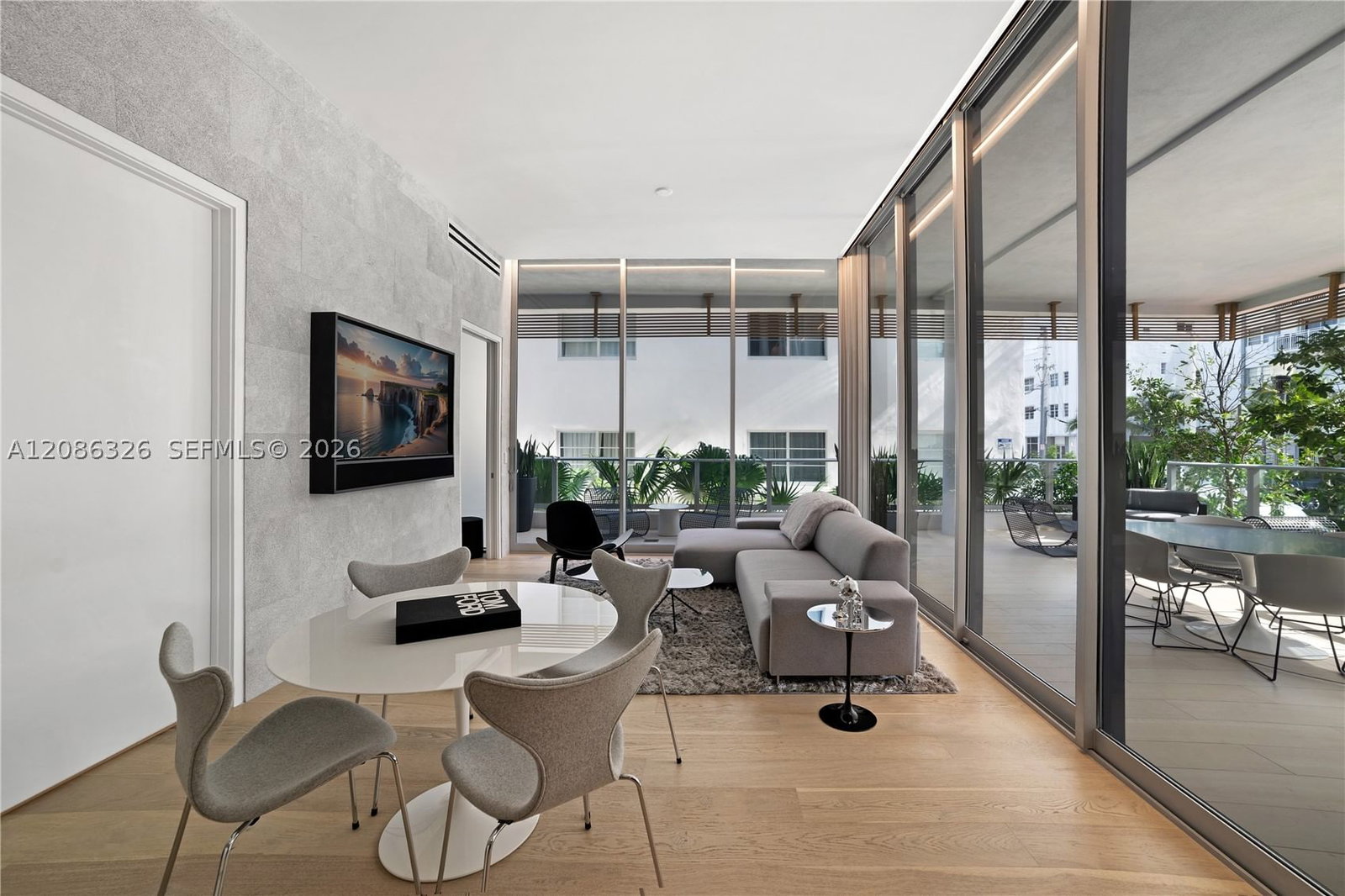 Real estate property located at 304 Ocean Dr #102, Miami-dade, Ocean Beach Add No 3, Miami Beach, FL