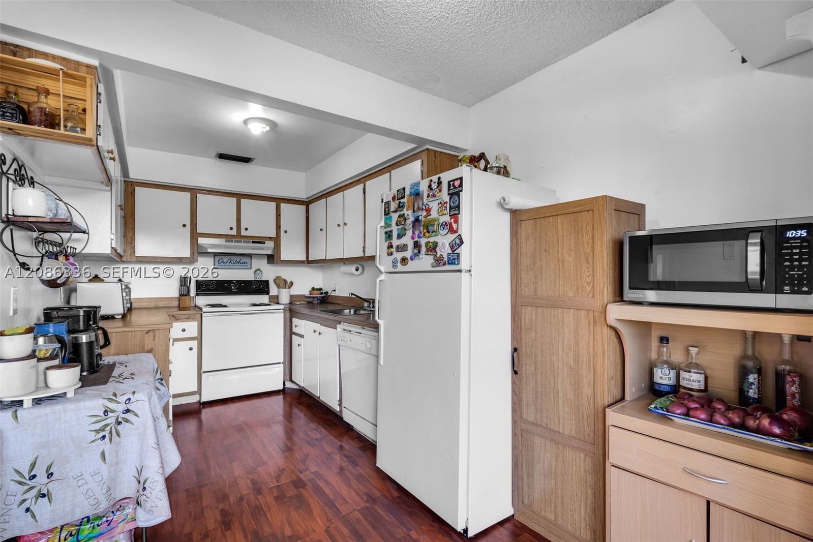 Real estate property located at 10836 30th Pl #354, Broward, North Lake Townhomes Cond, Sunrise, FL
