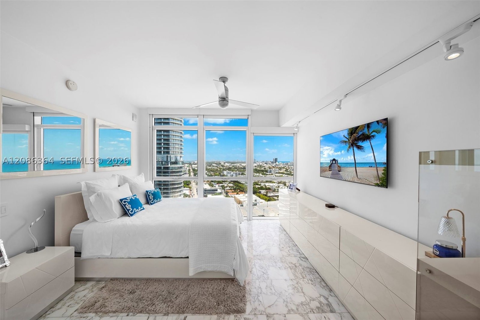 Real estate property located at 450 Alton Rd #2708, Miami-dade, Icon Condo, Miami Beach, FL
