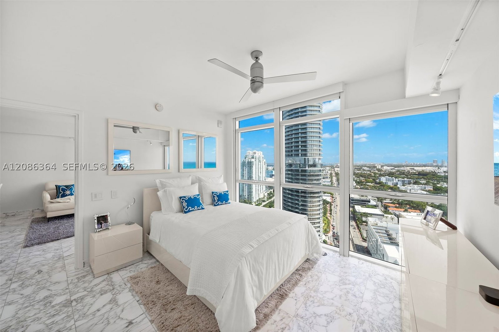 Real estate property located at 450 Alton Rd #2708, Miami-dade, Icon Condo, Miami Beach, FL