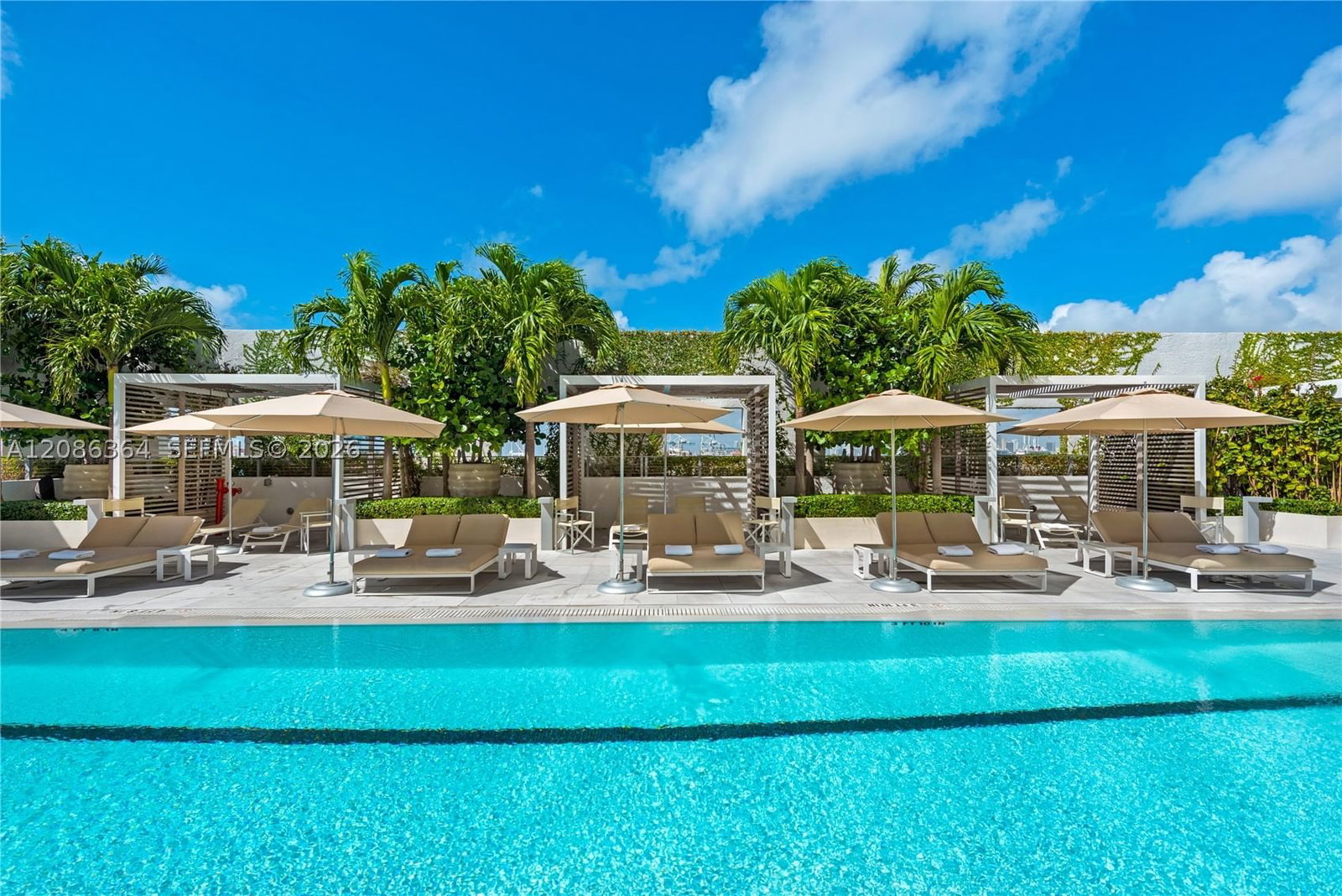 Real estate property located at 450 Alton Rd #2708, Miami-dade, Icon Condo, Miami Beach, FL