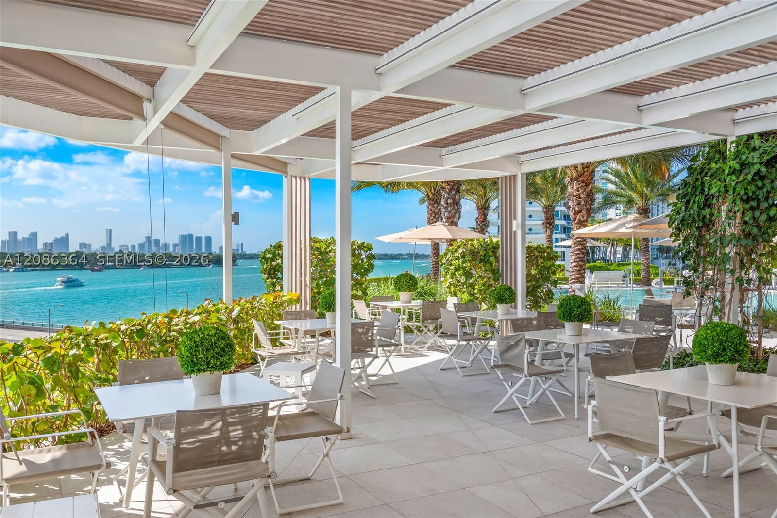 Real estate property located at 450 Alton Rd #2708, Miami-dade, Icon Condo, Miami Beach, FL