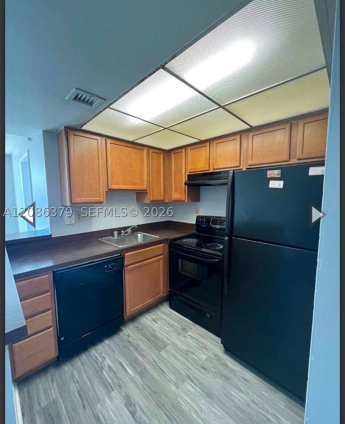 Real estate property located at 706 Executive Center Dr #34, Palm Beach, Clear Lake Club Condo, West Palm Beach, FL
