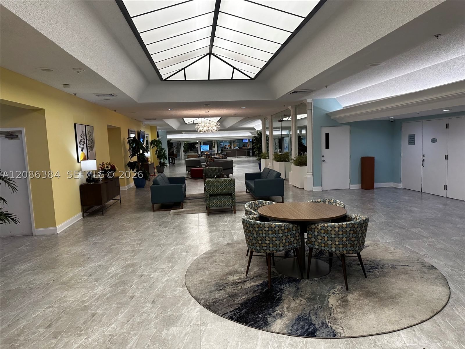 Real estate property located at 2560 103rd Ave #402, Broward, Sunrise Lakes 193 Condo, Sunrise, FL