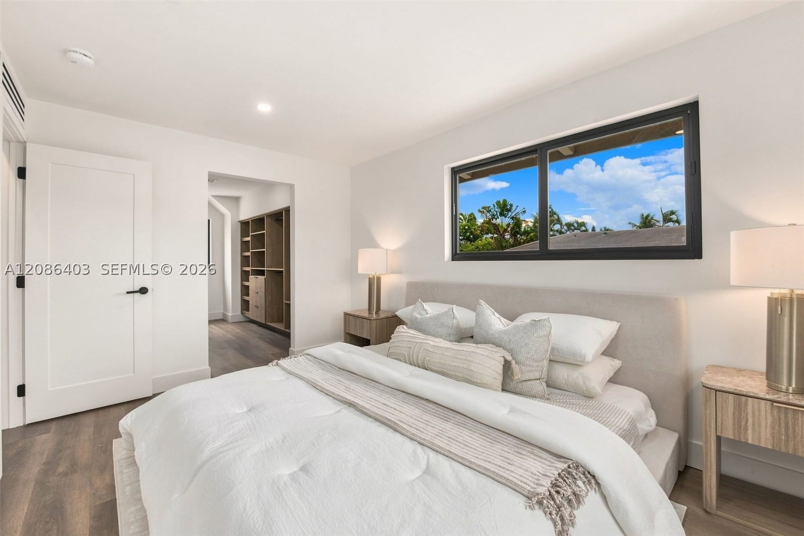 Real estate property located at 2412 Sugarloaf Ln, Broward, Lauderdale Isles No 2-blk, Fort Lauderdale, FL