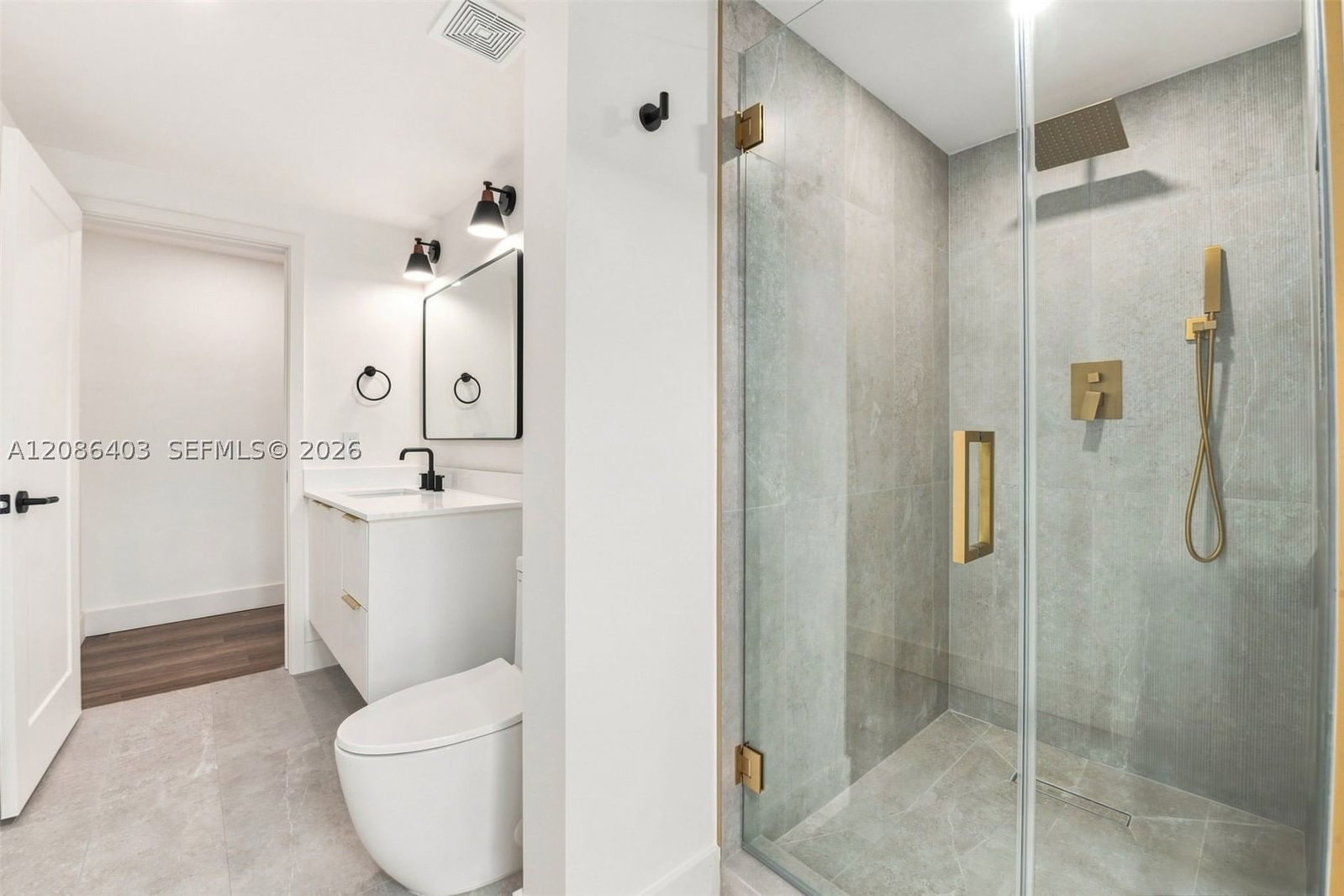 Real estate property located at 2412 Sugarloaf Ln, Broward, Lauderdale Isles No 2-blk, Fort Lauderdale, FL