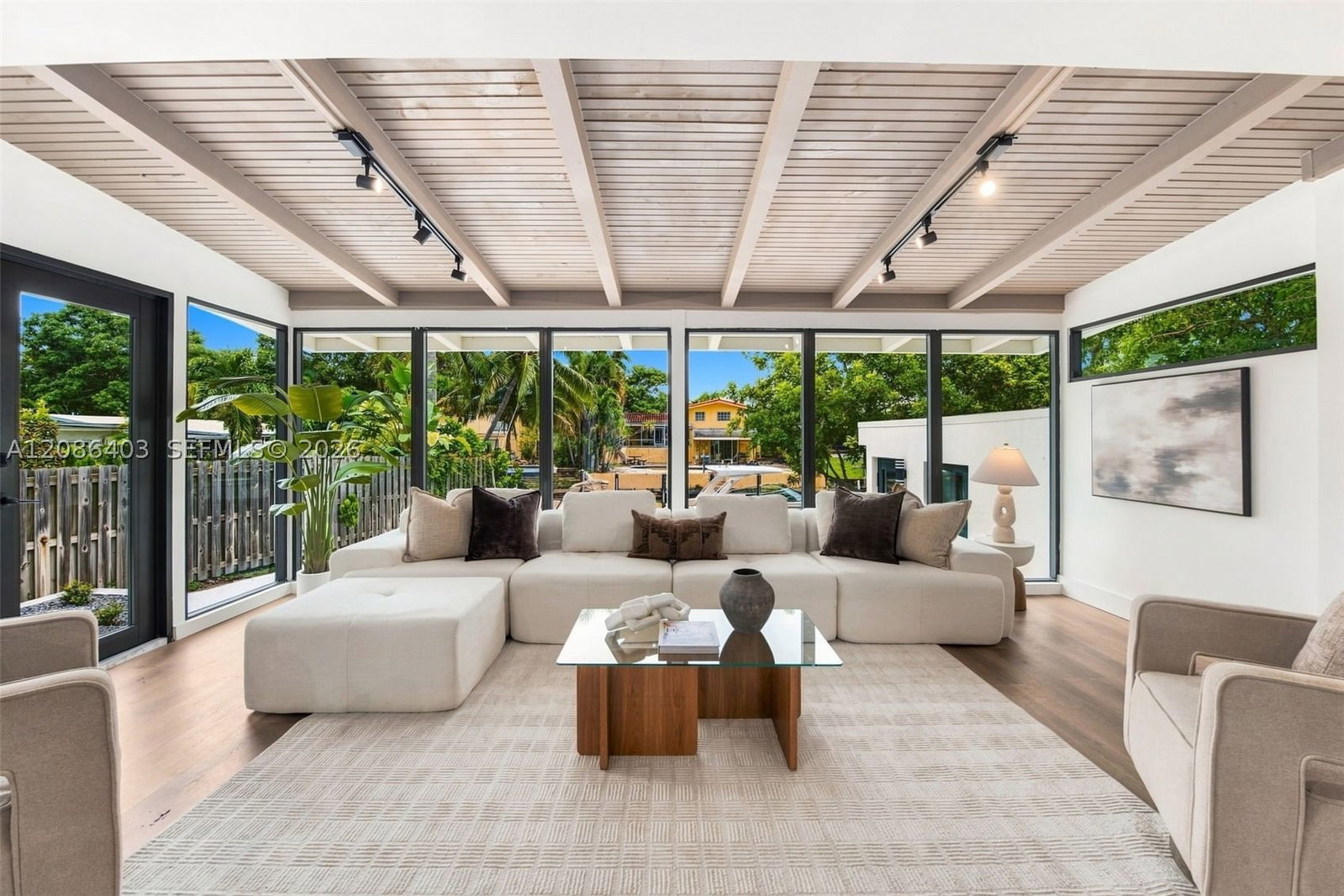 Real estate property located at 2412 Sugarloaf Ln, Broward, Lauderdale Isles No 2-blk, Fort Lauderdale, FL