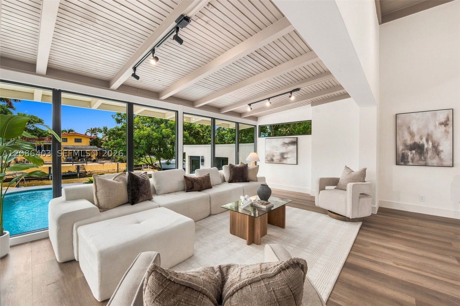 Real estate property located at 2412 Sugarloaf Ln, Broward, Lauderdale Isles No 2-blk, Fort Lauderdale, FL