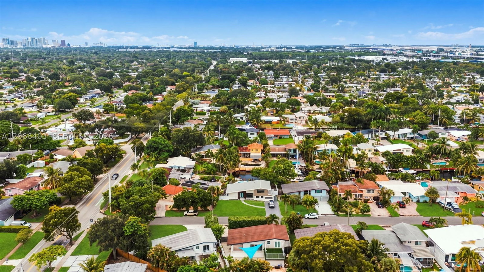 Real estate property located at 2412 Sugarloaf Ln, Broward, Lauderdale Isles No 2-blk, Fort Lauderdale, FL